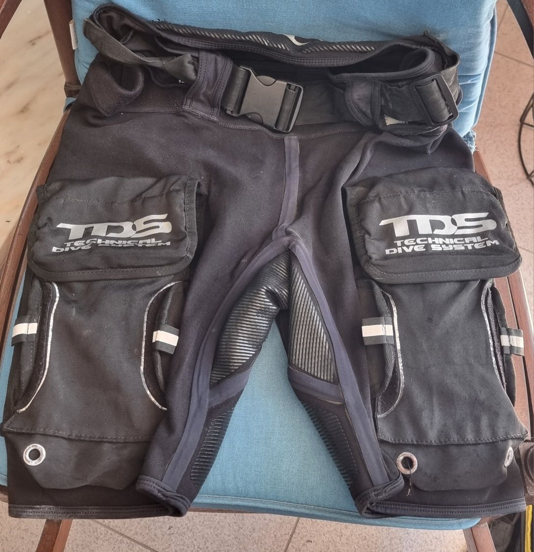 Calções com bolsos técnicos TDS
