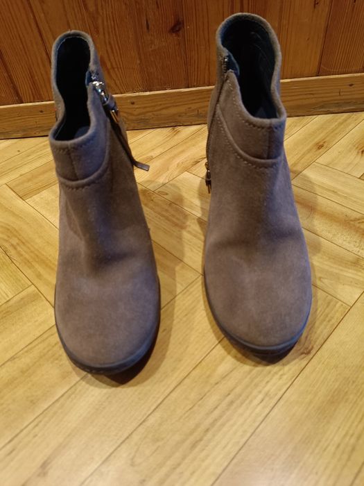 Botki Tommy Hilfiger 38 zamsz