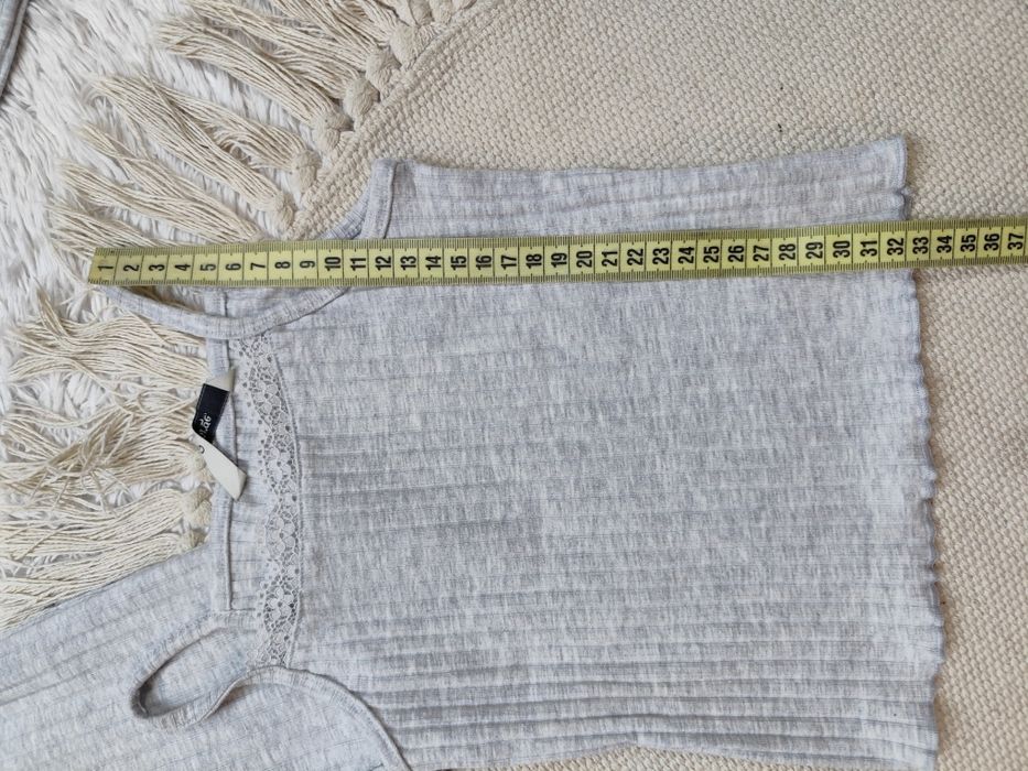 Zestaw komplet dla dziewczynki 110-116 cieńki sweterek koszulka na ram