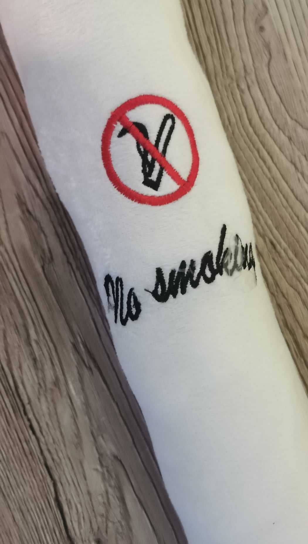 Pluszowy papieros no smoking - śmieszny prezent, impreza