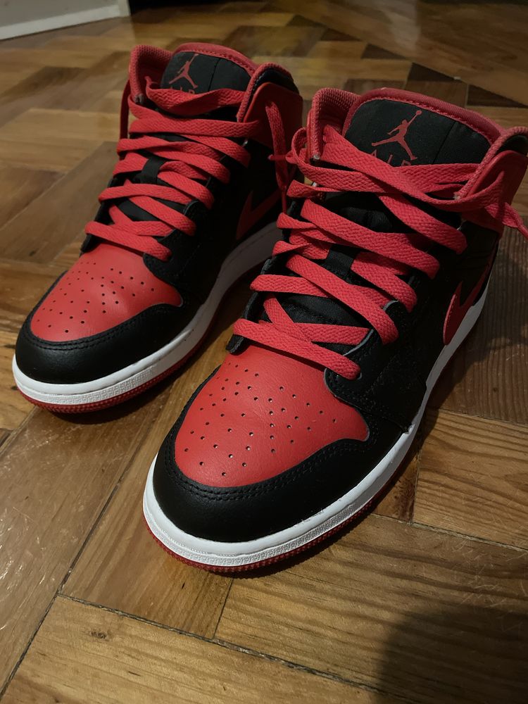 Air Jordan 1 Nike.. 38.5