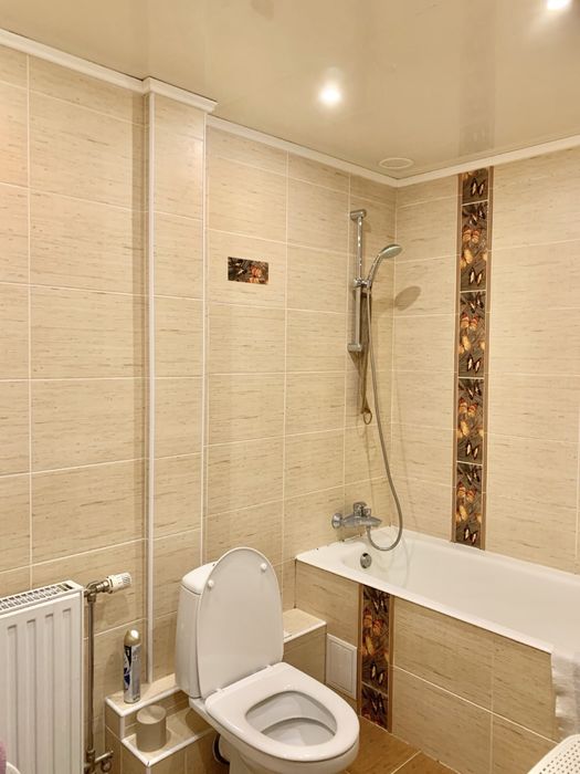 Продам 5-ти кімнатну квартиру з АО  ДНС поруч з річкою