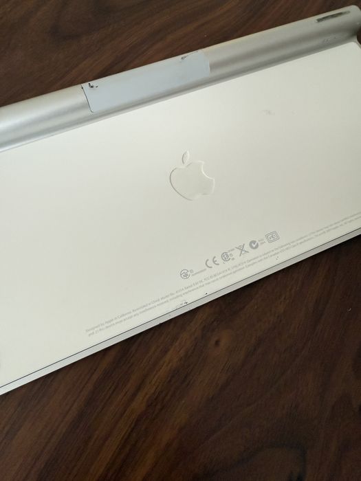 Apple Teclado Magic Keyboard 1