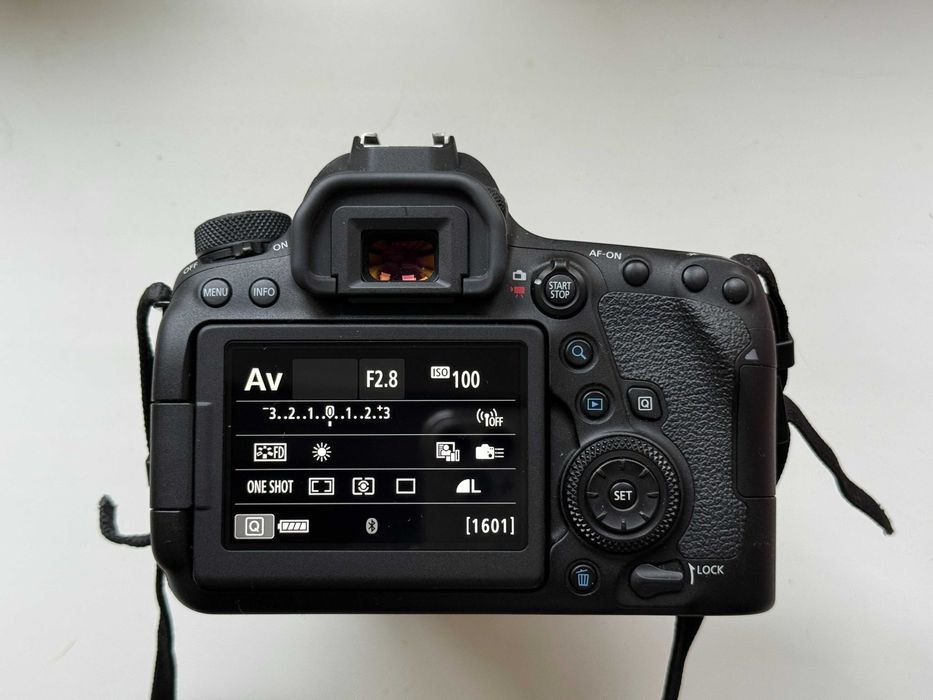 Canon 6D Mark II (body)