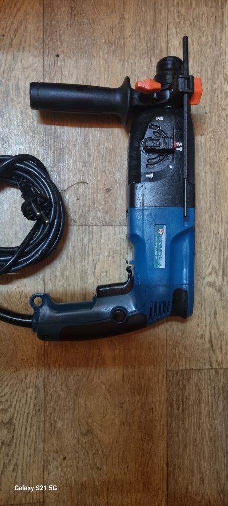 Продам  перфоратор Vorskla  Интерскол  Sparky 650w 800w