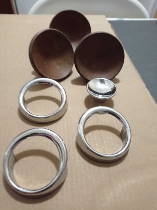 Puxadores - 70 diversos (ver fotos)