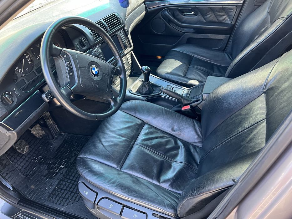 Продам BMW 523 1998