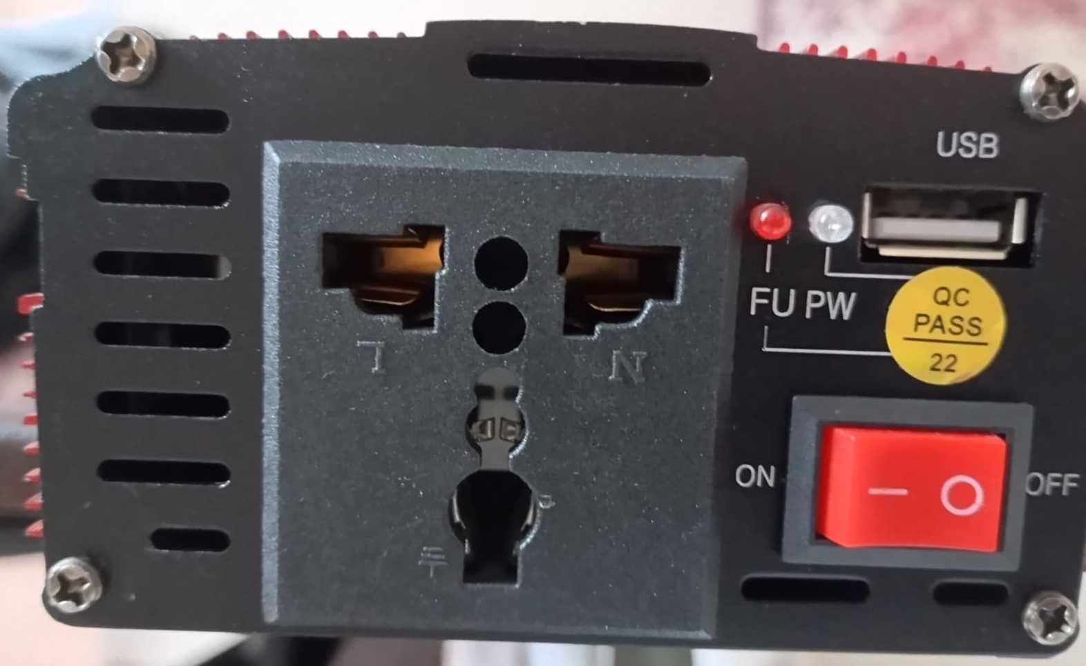 Перетворювач напруги Inverter  SSK-2000W DC12V-AC220V