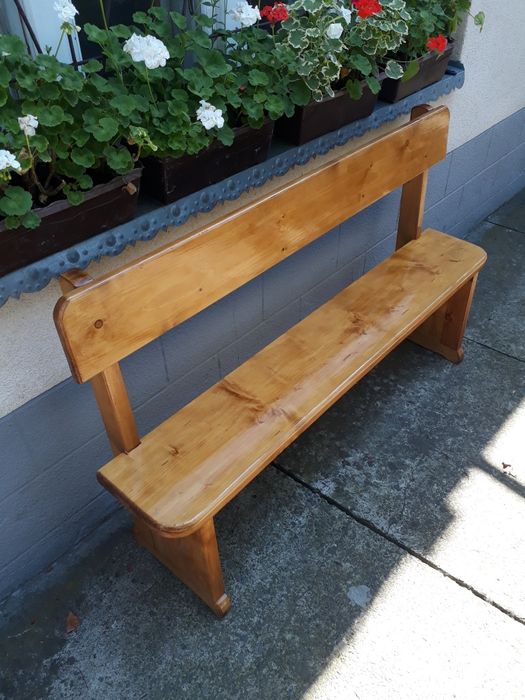 Продам стіл з табуретками