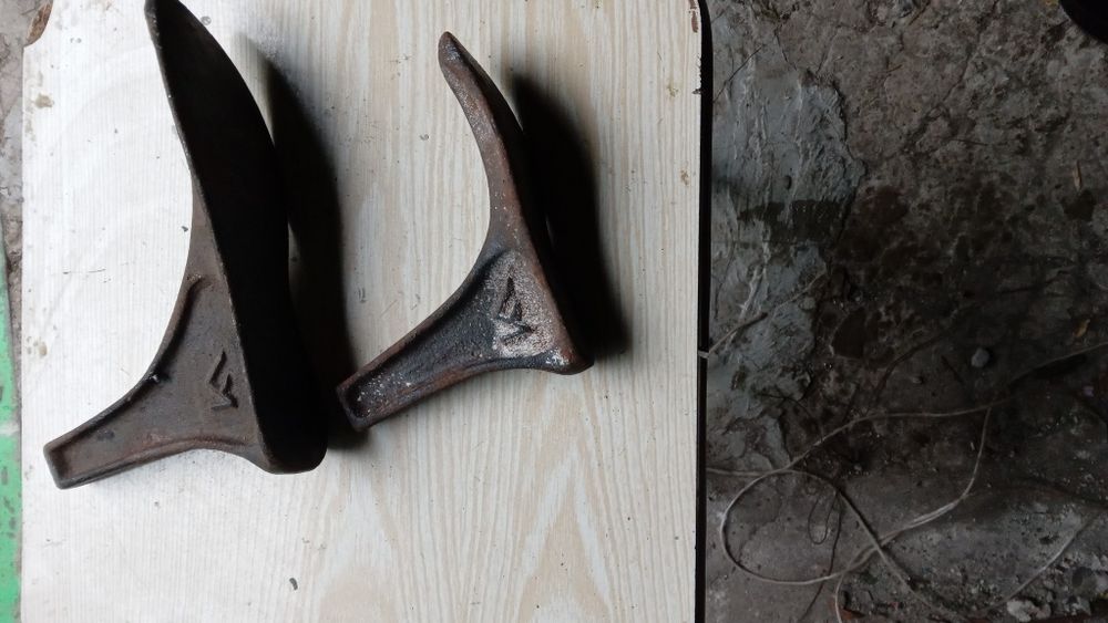 Гиря 5кг и2кгСапожная лапа металическая