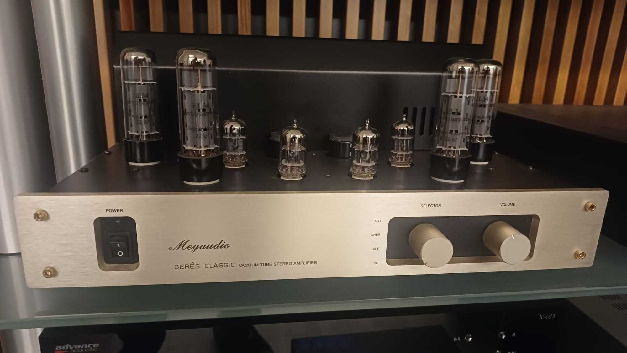 Amplificador Integrado a Valvulas Megaudio Gerês Classic 2 x 15W 8 ohm