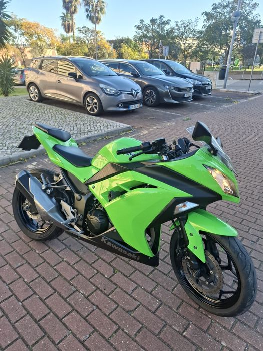 Kawasaki Ninja 300