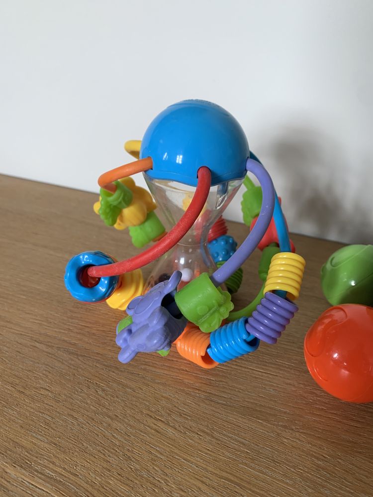 Interaktywna kula do raczkowania Fisher Price