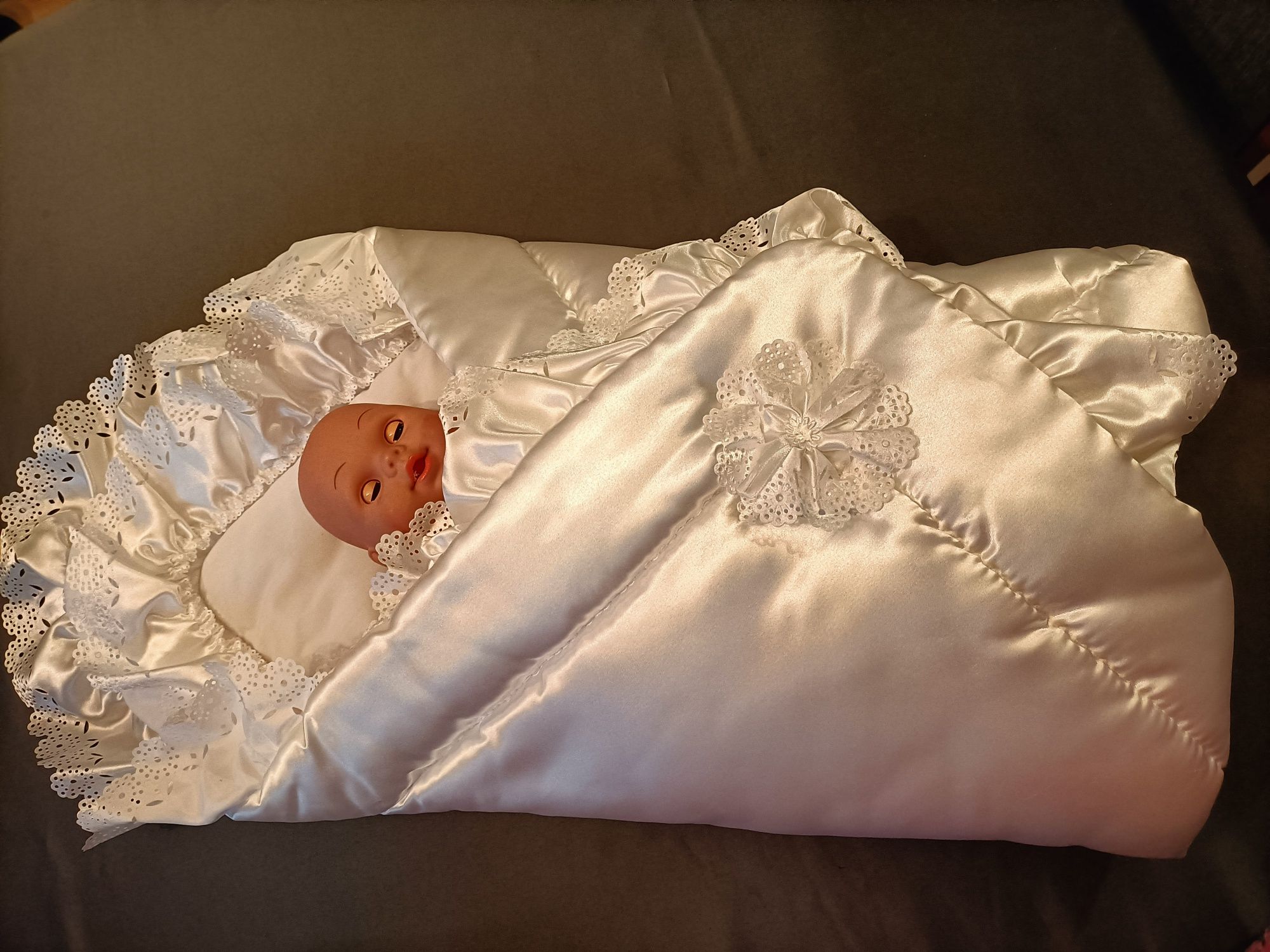 Rożek niemowlęcy do chrztu
