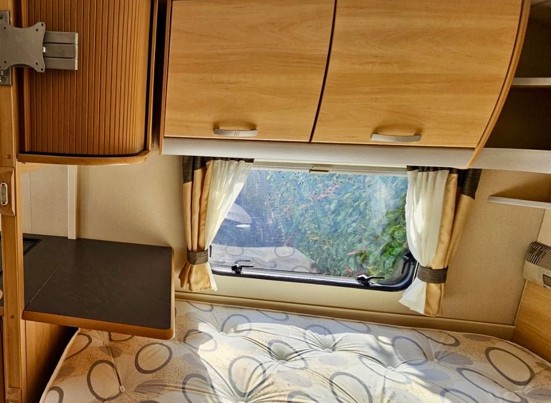 Caravana Sterling Europa 470- Impecável