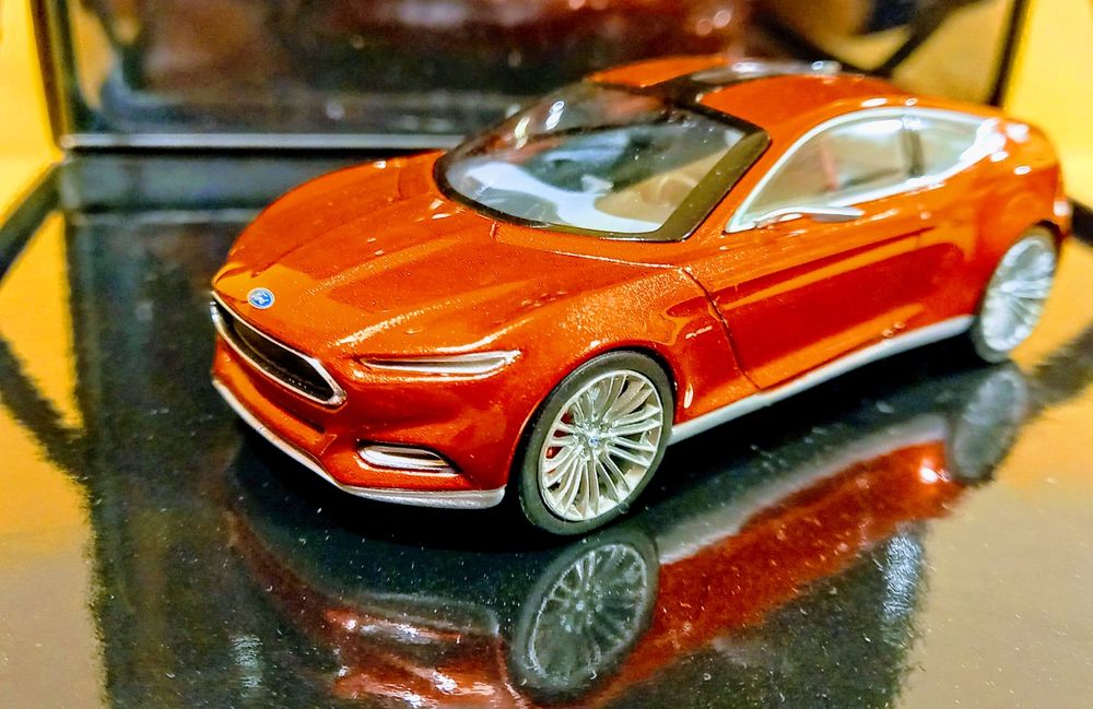 Ford EVOS concept, unikalna koncepcja Forda. Model kolekcjonerski.