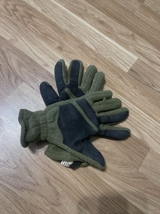 Перчатки шапка кепка