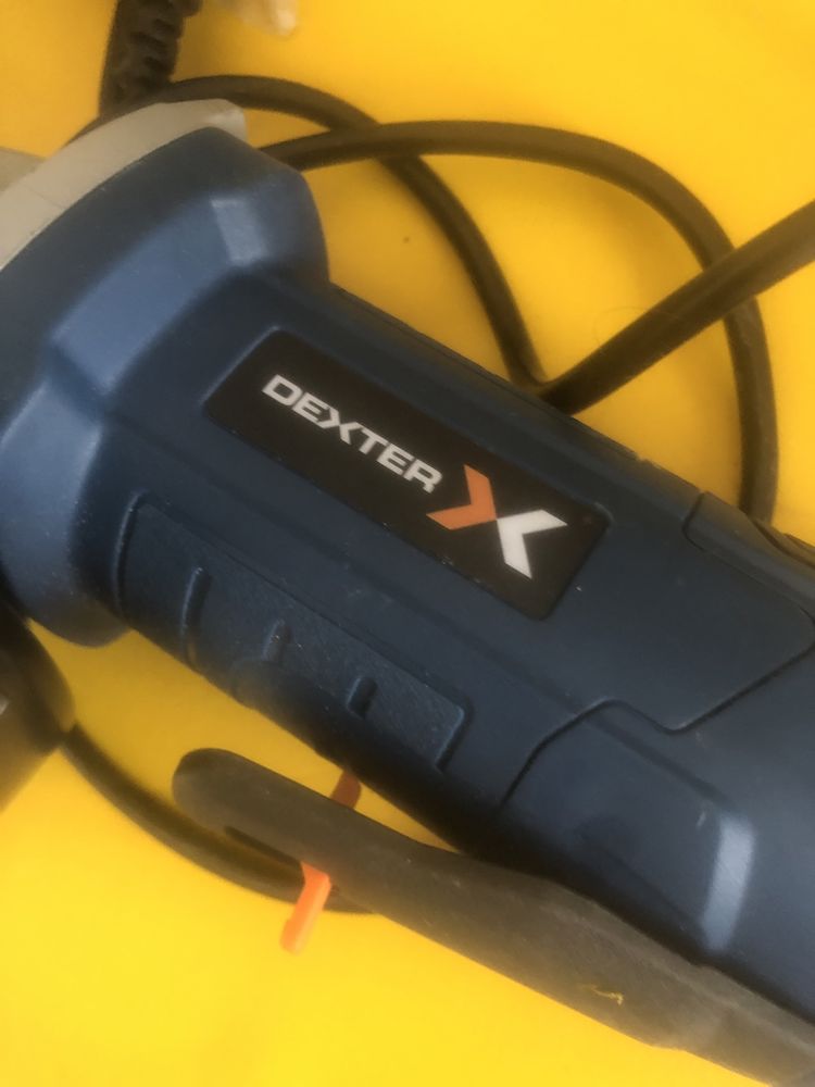 Rebarbadora  dexter