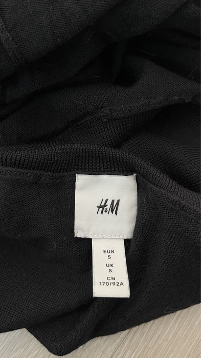 Sweter z golfem golf czarny cienki wełniany 100% wełna S