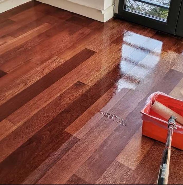 Afagador e envernizar tacos