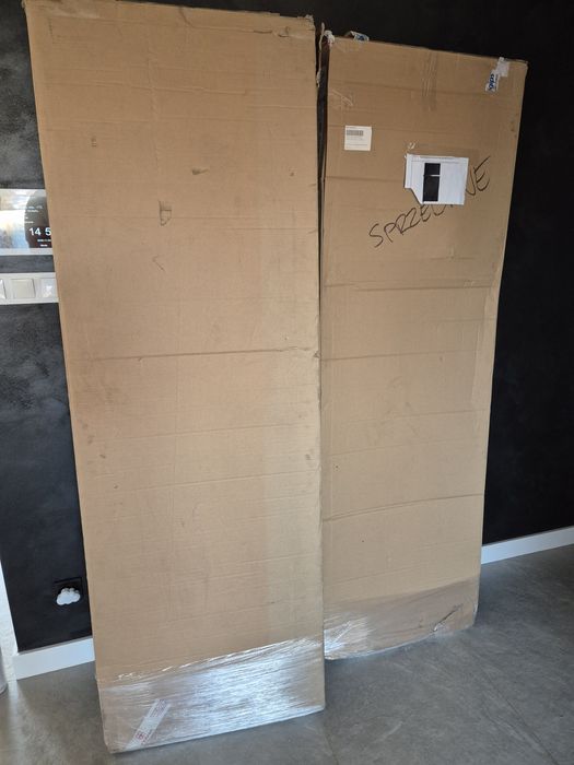 Grzejnik dekoracyjny 181x52 Case Slim Mirror