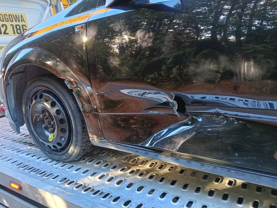 Opel Astra H GTC 1.9 CDTI 2005r