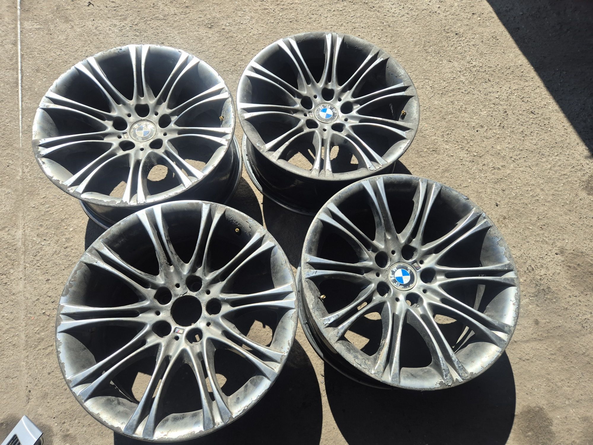 Bmw E60 E61 Felgi Alu Oryginał M-pakiet  18 5x120 et20 8J