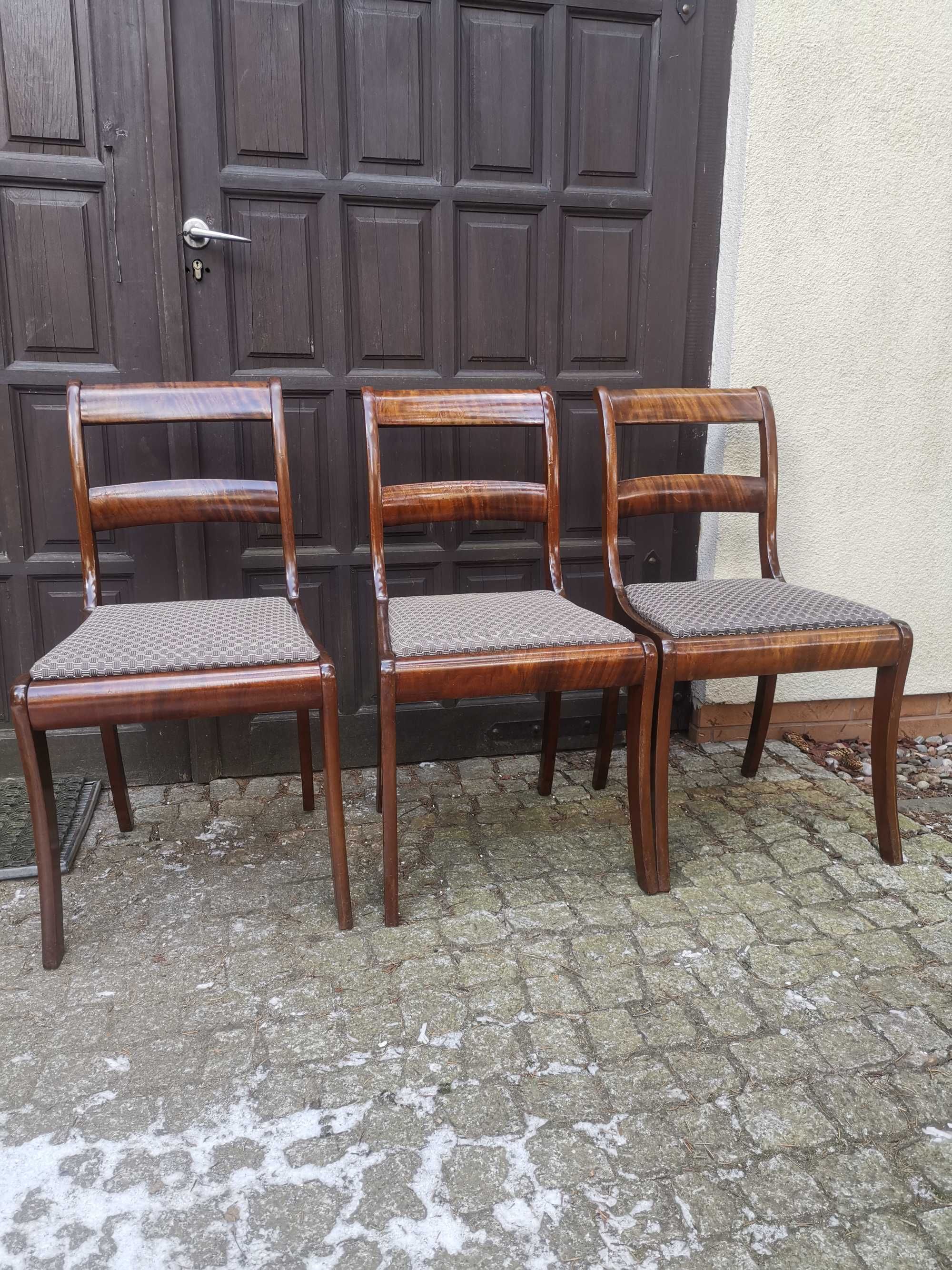 Mahoniowe krzesła XIXwiek.