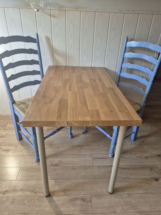 Sprzedam tanio stół