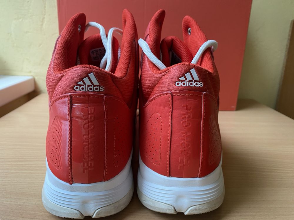 Продам кросівки Adidas 49.5 розмір