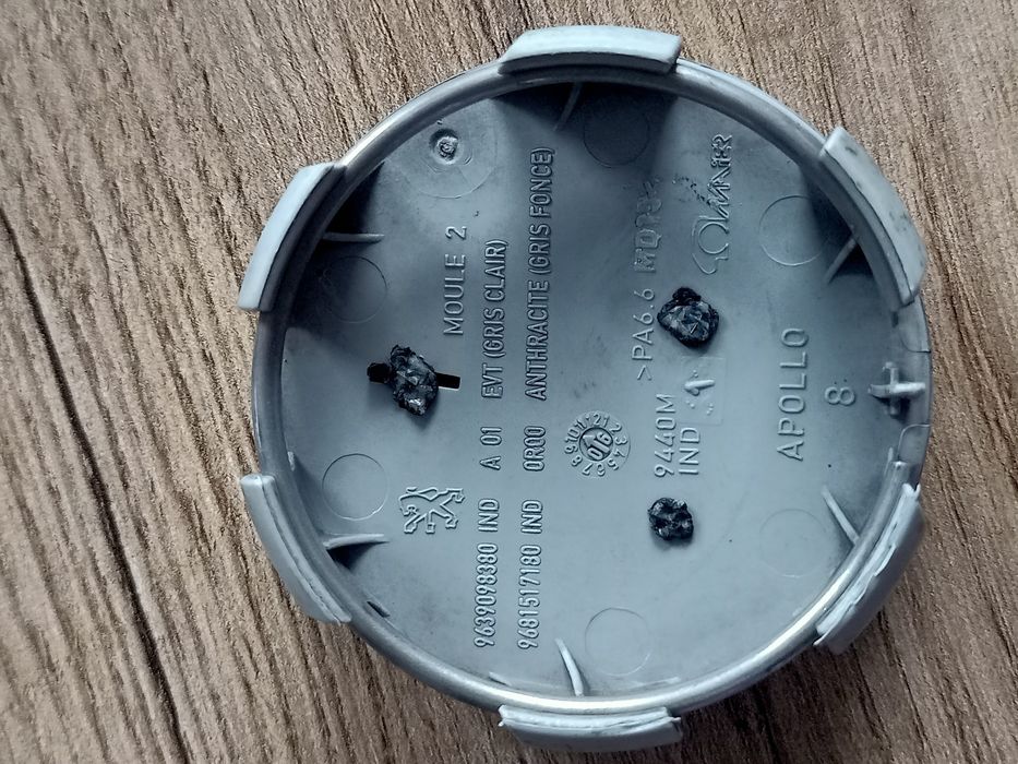 Oryginalne dekle dekielki Peugeot 9639.098380