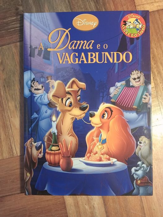 Livros "Clube do livro Disney*