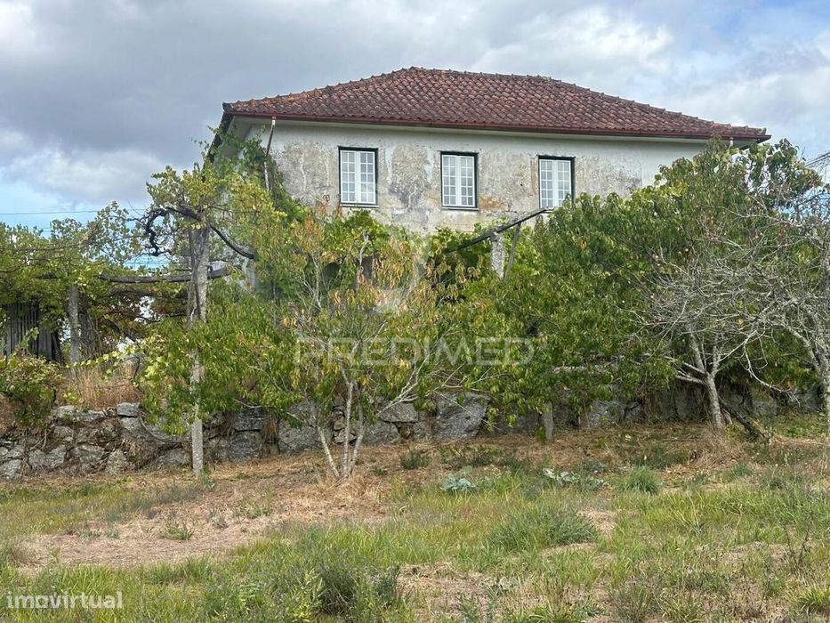Quinta Rural em Ponte de Lima – Moradia T6 com 15.000 m² de Terreno