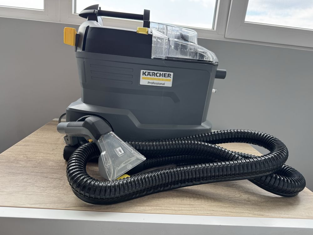 Продам моющий пылесос KARCHER