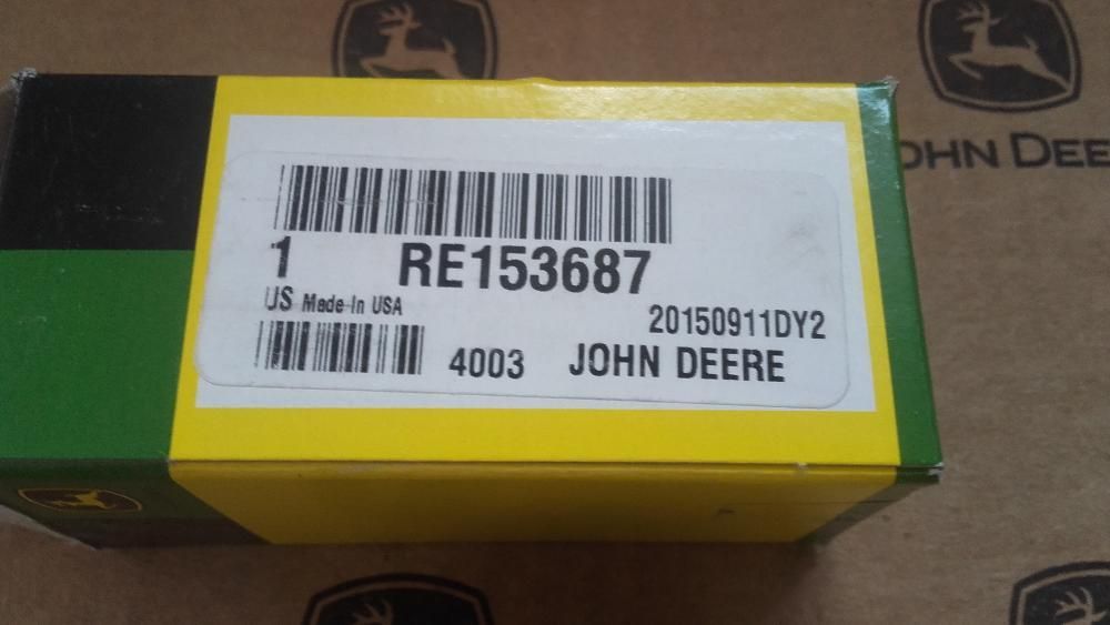 Cewka, RE153687 JOHN DEERE Nowa