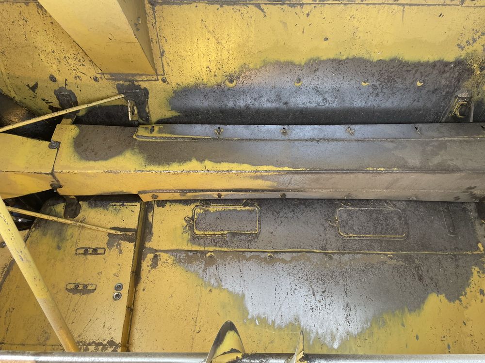 New holland 8055