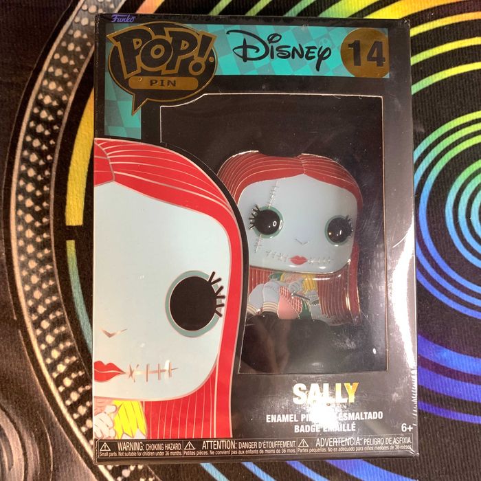 [14] Funko Pop! 14 Pin Disney: NBC - Sally