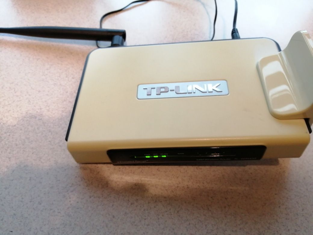 Router Wi-Fi TP-LINK + modem USB