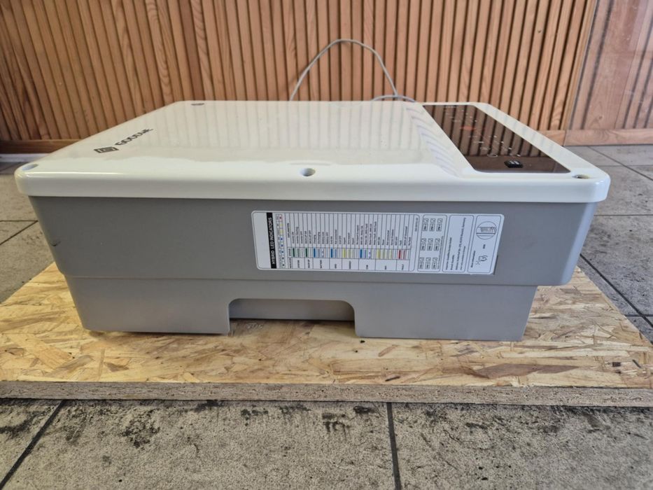 goodwe falownik hybrydowy GW5K-ET 5 kw


95000ETU227W0175
Check code: