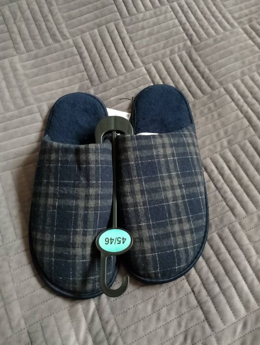 Nowe ciepłe kapcie męskie Sinsay r.45/46