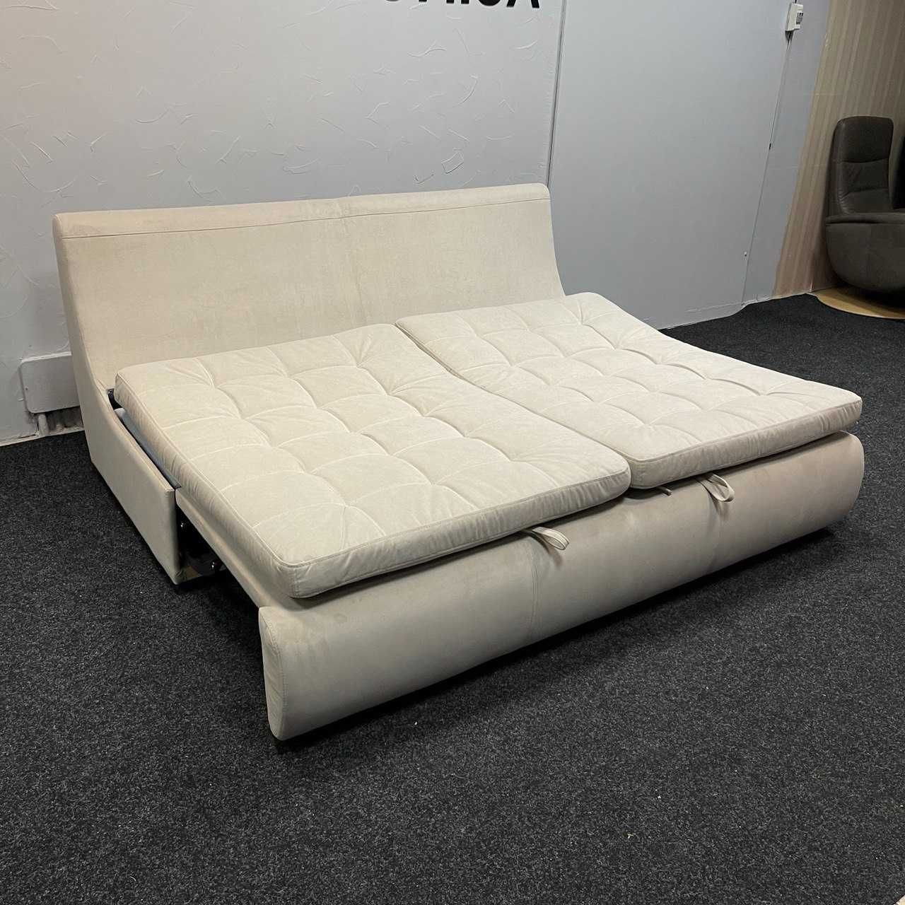 Новий розкладний прямий диван