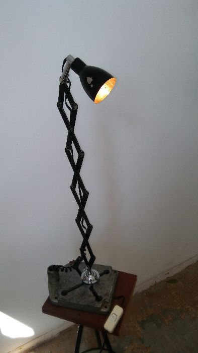 lampa loft stara wojskowa