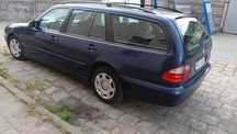 Sprzedam mercedesa E240