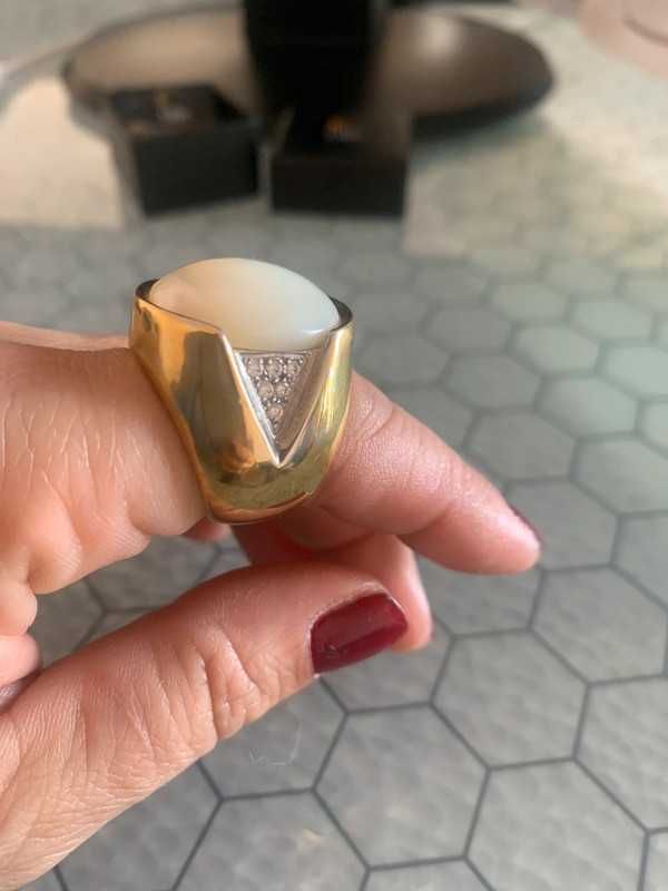 Anel ELITE prata e banho de ouro , zirconias e madrepérola