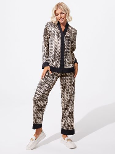 Костюм Пижама атласная шелк женская штаны + рубашка в стиле фенди