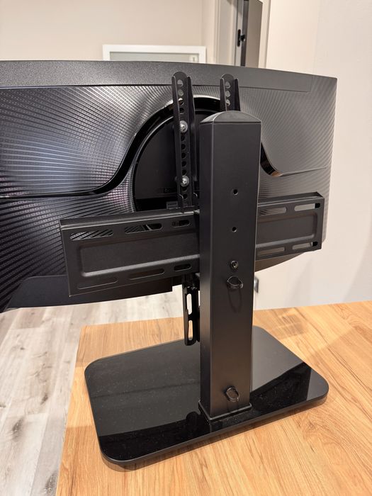 Монітор samsung odyssey g5 34” з додатковим кронштейном та кабелем