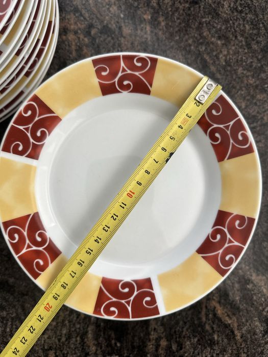 Zestaw 20 talerzy duze i male