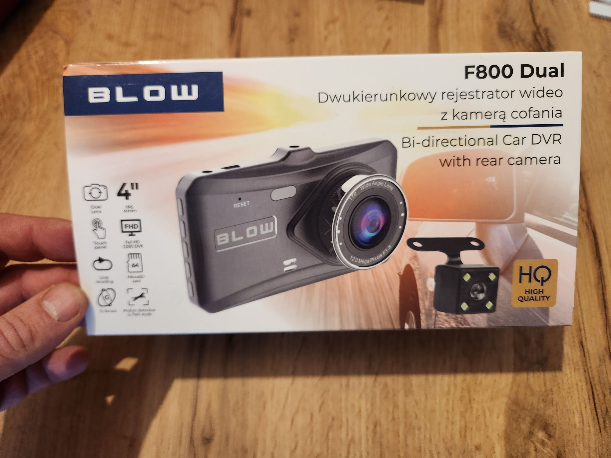 Wideorejestrator Blow F800 z kamerą cofania