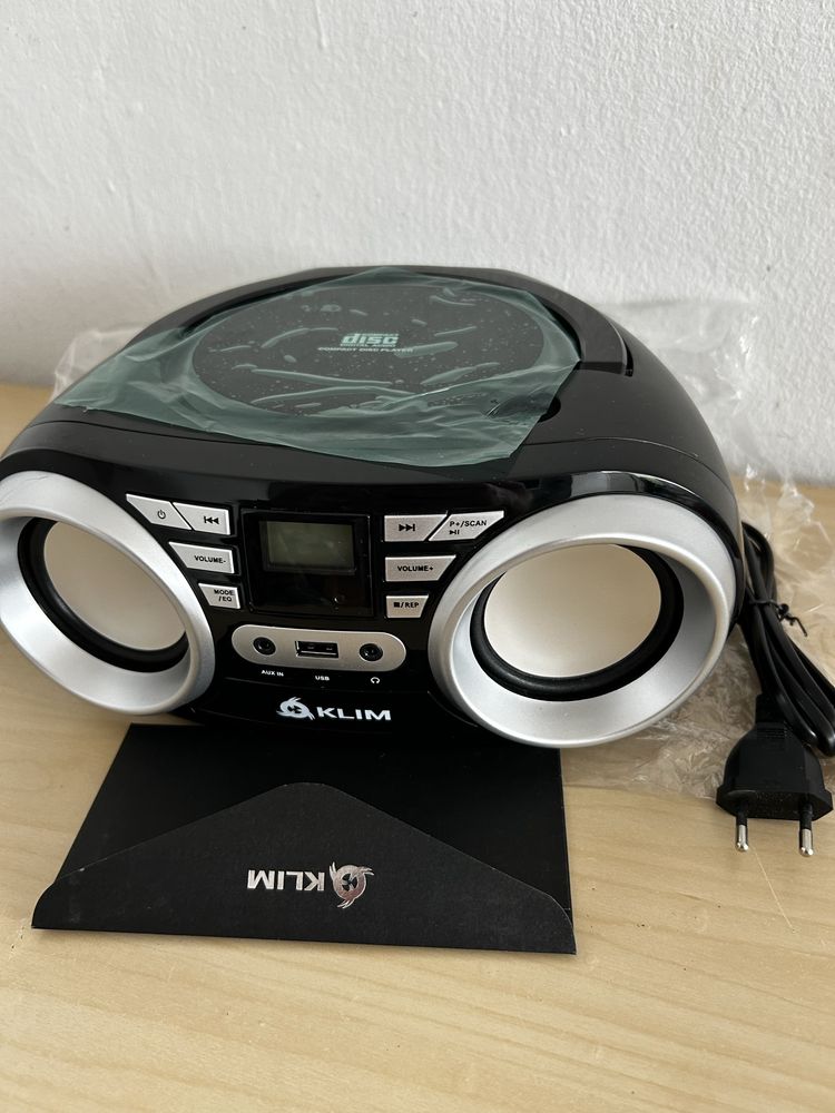 KLIM Boombox Przenośny odtwarzacz sidi radio FM CD/MP3 AUX