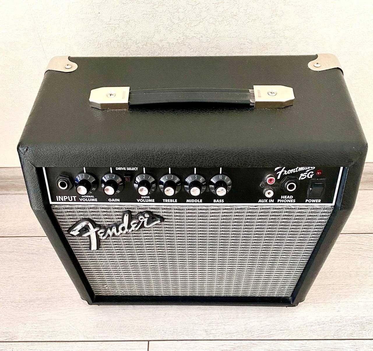 Комбопідсилювач Fender Frontman 15G